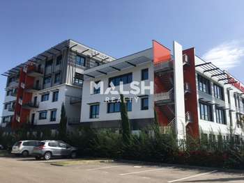 Bureaux 373m² à louer à Saint-Priest proche A43