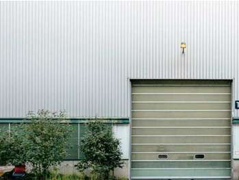 Entrepôt logistique 225m² à louer à Châtellerault