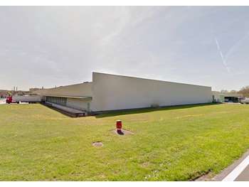 Location entrepôt 6165m² à Roye