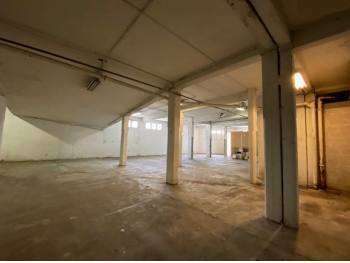 A louer local d'activité 1050m² à Marseille 13014