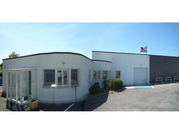 Loue local d'activités 630m² Alès, ZA des Espinaux