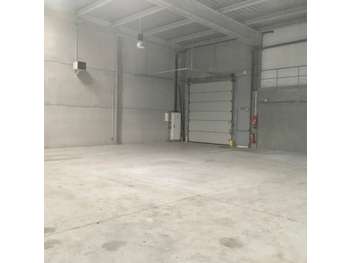 Location local d'activités 450m² à l'Est d'Amiens