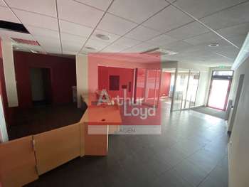 Loue local commercial 141m² prox hyper centre Agen