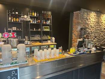 Location gérance bar lic 4 en angle Paris 75015