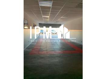 A louer local commercial de 88m² Port de Bouc