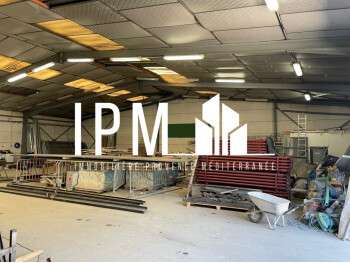 A louer local activité 200m² La Penne-sur-Huveaune