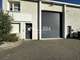 Locaux et bureaux 1131m² divisibles à Décines