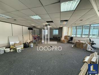 Bureaux de 822m² à louer à Nice Arenas