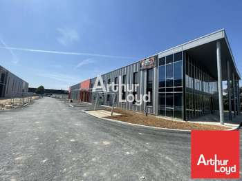 Local d'activité 436m² à louer Niort Mendès France