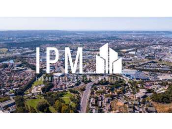 A louer local commercial de 234m² 13011