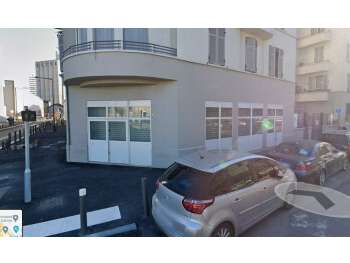 Local de 82m² à louer à Marseille Arenc 13002
