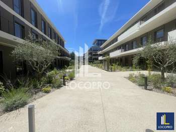 Immeuble bureaux 9607m² à louer à Sophia Antipolis