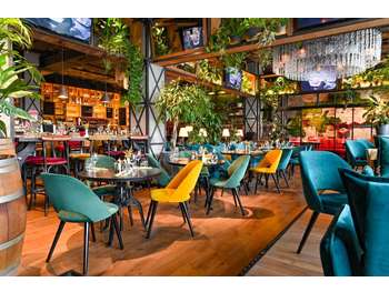 AV bar brasserie en angle dans les Hauts de Seine