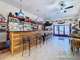 Bar restaurant, terrasse et logement de fonction