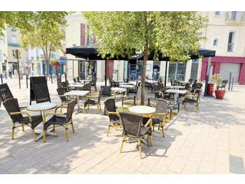 AV 2 fonds de commerce Béziers place Jean Jaurès
