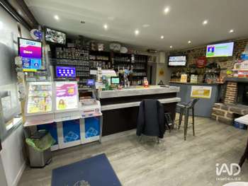 Bar tabac à Domalain
