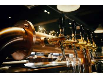 AV bar brasserie en emplacement N°1 Paris centre