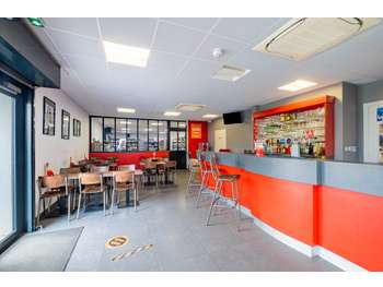 A vendre épicerie et bar tabac à Saint Viaud