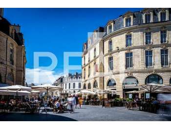 Bureaux de 95m² à vendre en RDC à Bordeaux centre