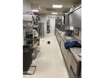 Vente boulangerie, clientèle aisée, parking (13)