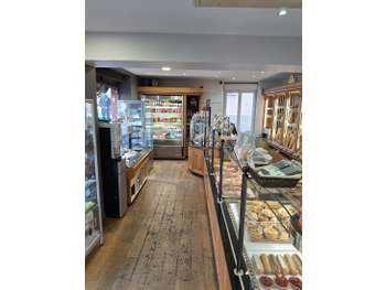 Cède boulangerie de 130m² en Isère ville dynamique