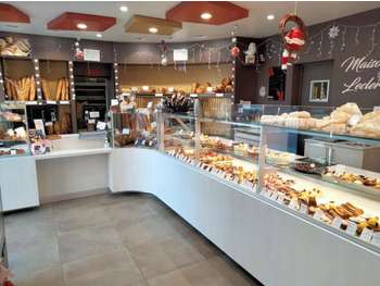 A vendre boulangerie-pâtisserie en bourg de Manche