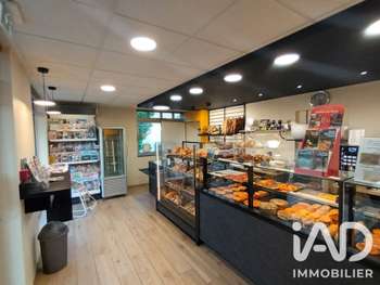 Vente belle boulangerie pâtisserie à Olby