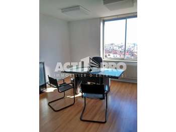 Vend bureaux 45 m² hyper centre Perpignan