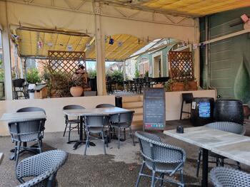 Vente café bar snack terrasse à Digne les Bains