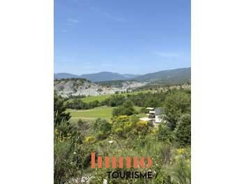 Vente camping **** cœur des baronnies provençales