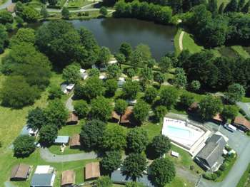 AV murs et fonds camping*** en très bon état!
