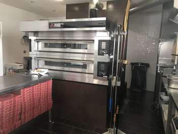 Vente pizzas à emporter snack en grande ville Aude