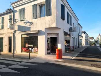 Cède pizzeria le Château d'Oléron (17) emplac N°1