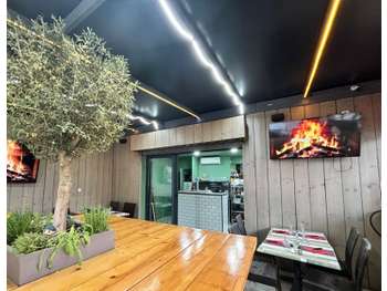 A vendre pizzeria refaite de 60m² à Saine Maxime