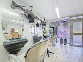 Cède salon de coiffure 30m² à 20min mer Béziers