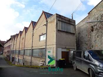 Vend local industriel de 300m² en za de Regny