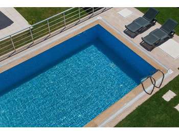 AV FDC conception pose piscine Polynésie Française