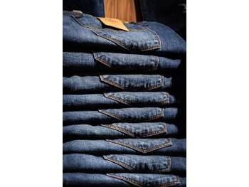 Vente FDC vêtements de marque accessoires à Dinan