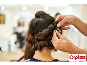 Vente salon de coiffure idéalement situé à Lyon 6