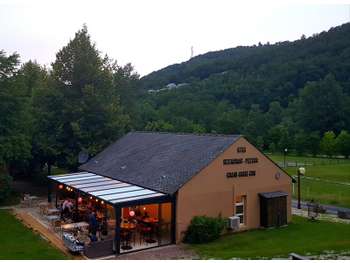 Village Vacances avec Restaurant & Licence IV