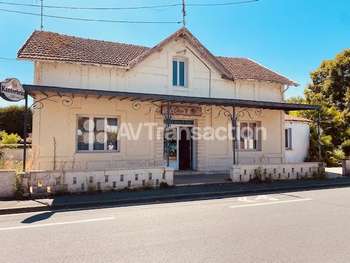 Bâtiment à usage de commerce bar/ resto/autres + H