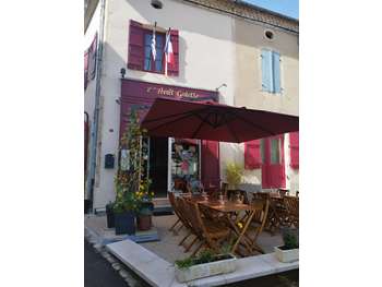 Creperie Fdc et murs avec logement