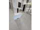 URGENT AV showroom carrelage  240m² à Oyonnax