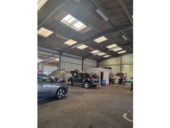AV garage automobile à fort potentiel - ZAC 44