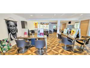 Vente  Beaut&eacute; - Esth&eacute;tique - Coiffure SAINT MARTIN PARTIE HOLLANDAISE