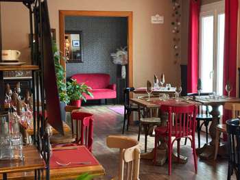 restaurant murs et fonds centre bourg