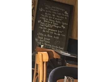 Restaurant rue piètonne proche Roanne