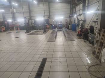 Vente garage auto + Atelier XXL 🚗🔧 en Loire