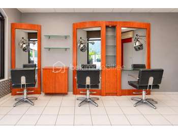 Vente salon de coiffure en centre village d'Amancy