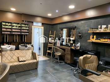 Fonds de commerce Coiffure – Esthétique en plein c
